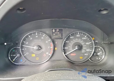 2011 Subaru Outback 2.5I Limited из США, поврежденный, VIN 4S4BRCJC1B3381508